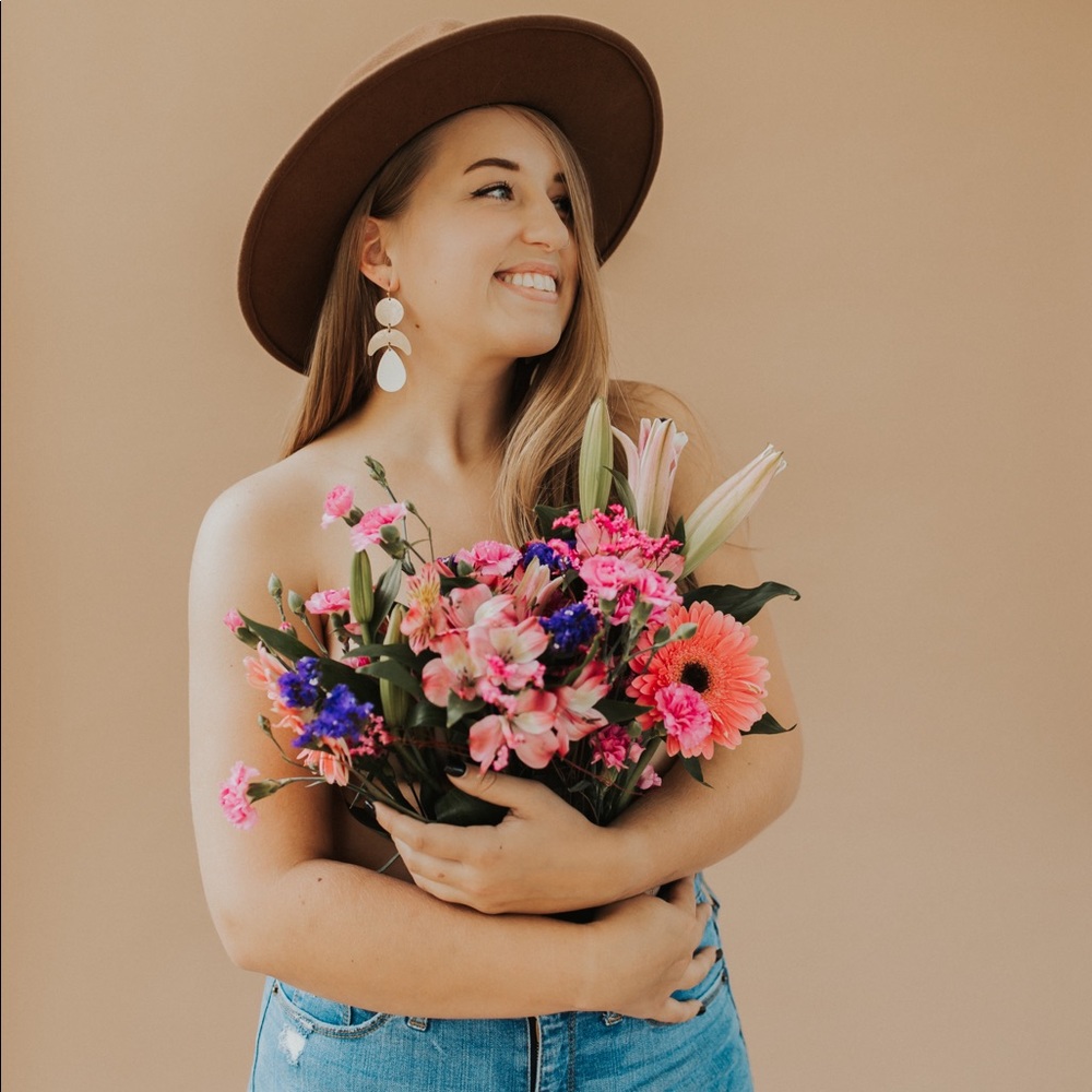 Meet your Posher, Sara